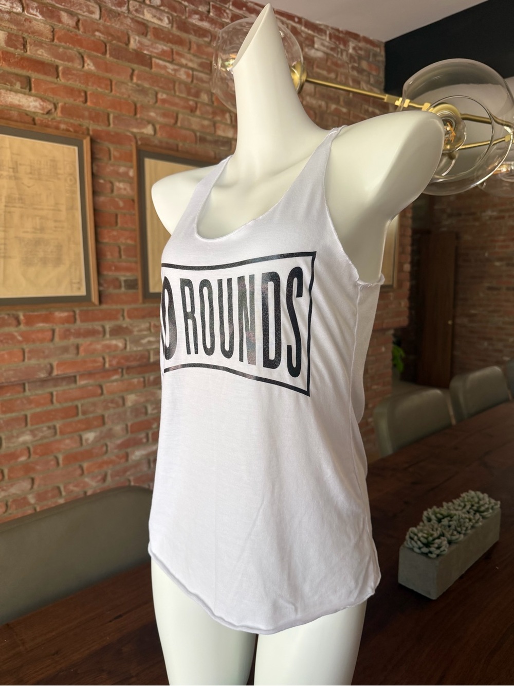 Women’s White Graphic Tank Top - '10 Rounds'